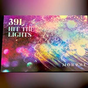 Morphe 39l hit the lights palette